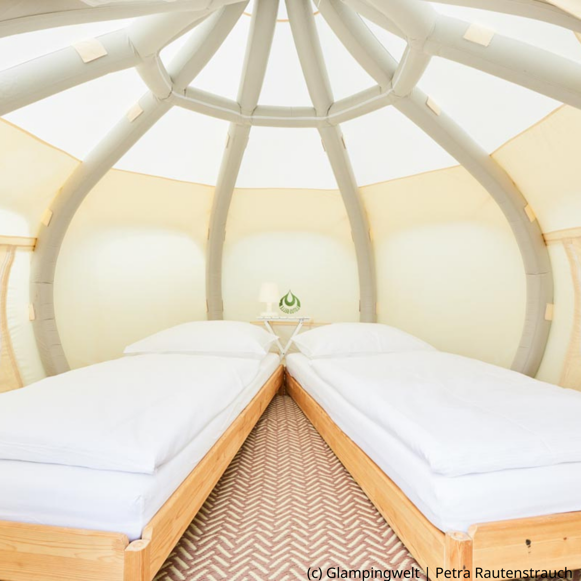 Lotus Air Bud Glamping Zelt